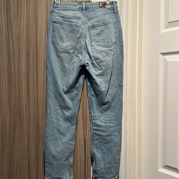 Hollister ultra high rise mom jean 25/27 - Picture 5 of 7